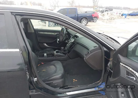 2009 Cadillac Cts Standard z USA, uszkodzony, nr VIN 1G6DG577490153011